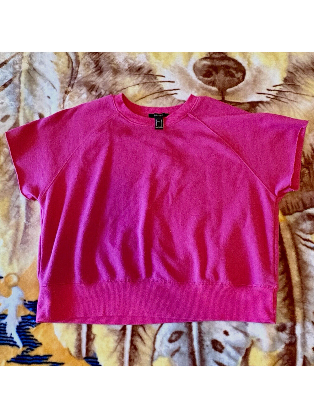 Forever 21 Hot Pink Short Sleeve Sweatshirt Cropped Raglan Crewneck Size Small